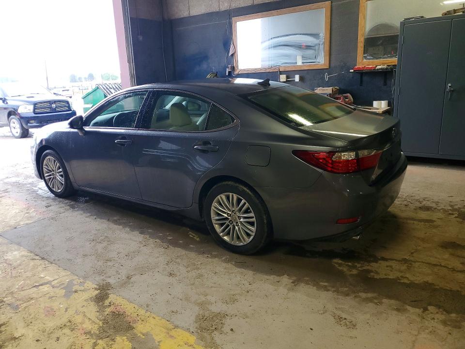 52211866 :رقم المزاد ، JTHBK1GG2D2003549 vin ، 2013 Lexus Es مزاد بيع