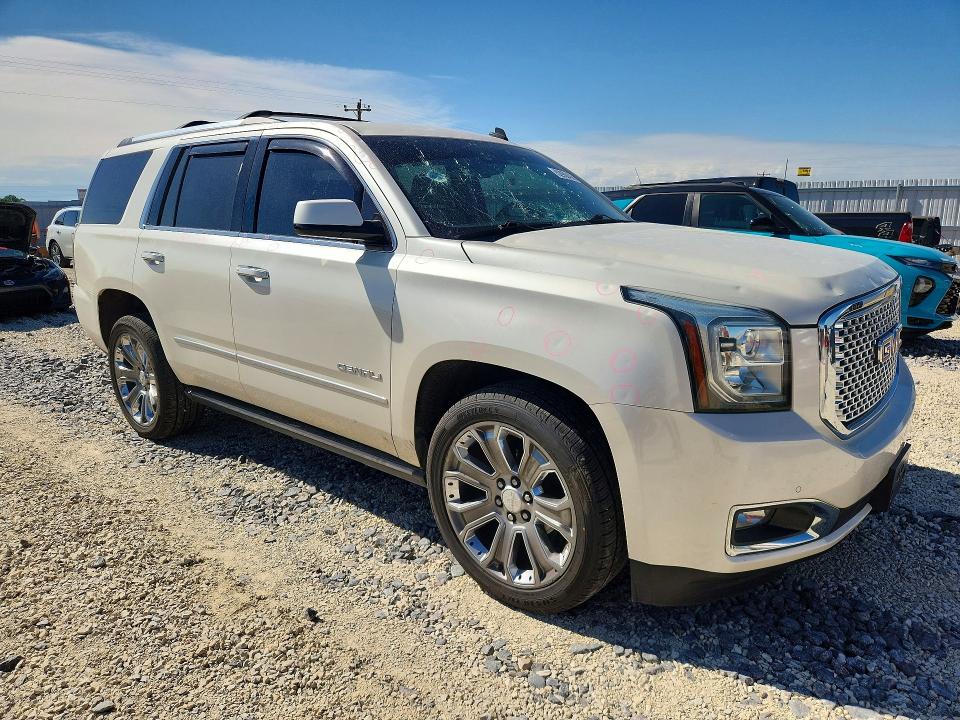 52950436 :رقم المزاد ، 1GKS2CKJ8FR176894 vin ، 2015 Gmc Yukon مزاد بيع