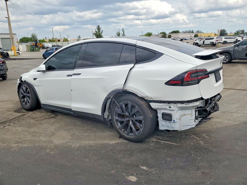 Продажа на аукционе авто 2022 Tesla Model X, vin: 7SAXCDE51NF343798, номер лота: 52883966