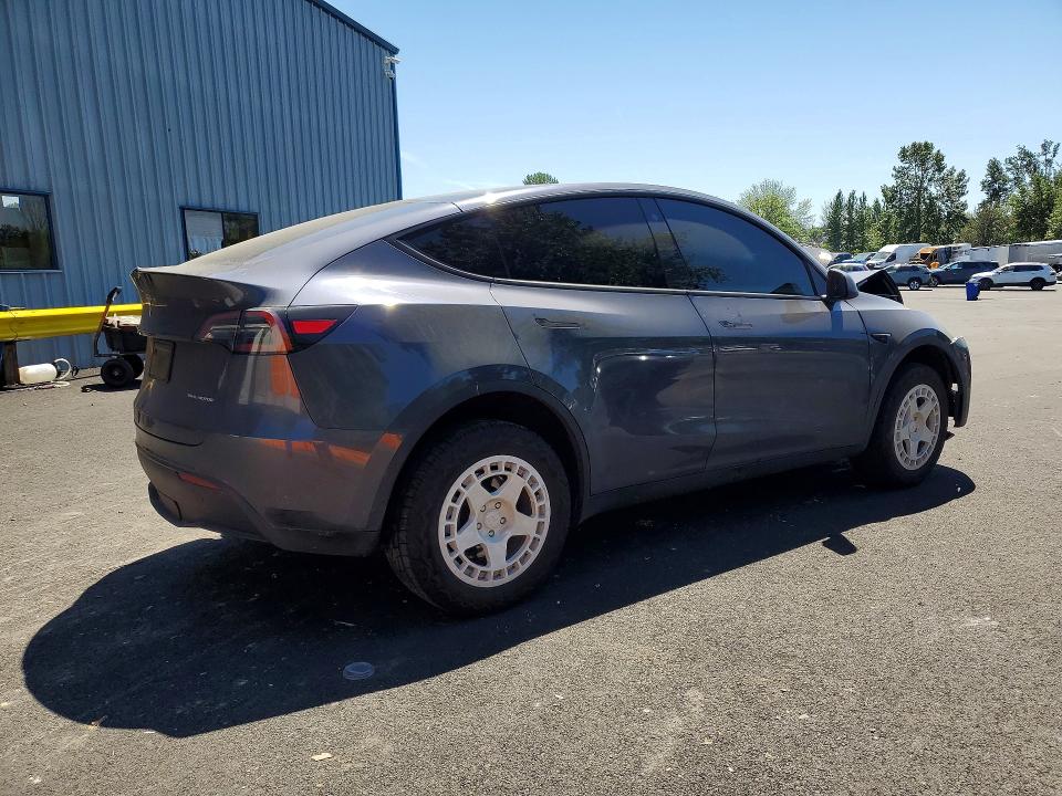 2023 Tesla Model Y მანქანა იყიდება აუქციონზე, vin: 7SAYGAEE0PF589025, აუქციონის ნომერი: 53167676
