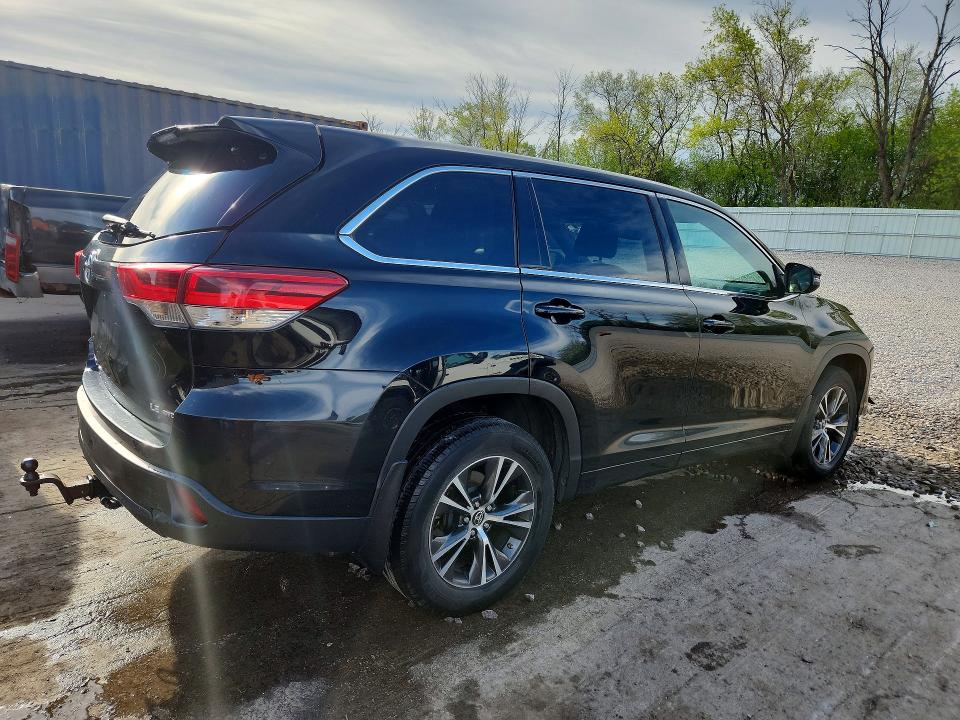 Aukcja sprzedaży 2018 Toyota Highlander, vin: 5TDBZRFH0JS495735, numer aukcji: 52594796