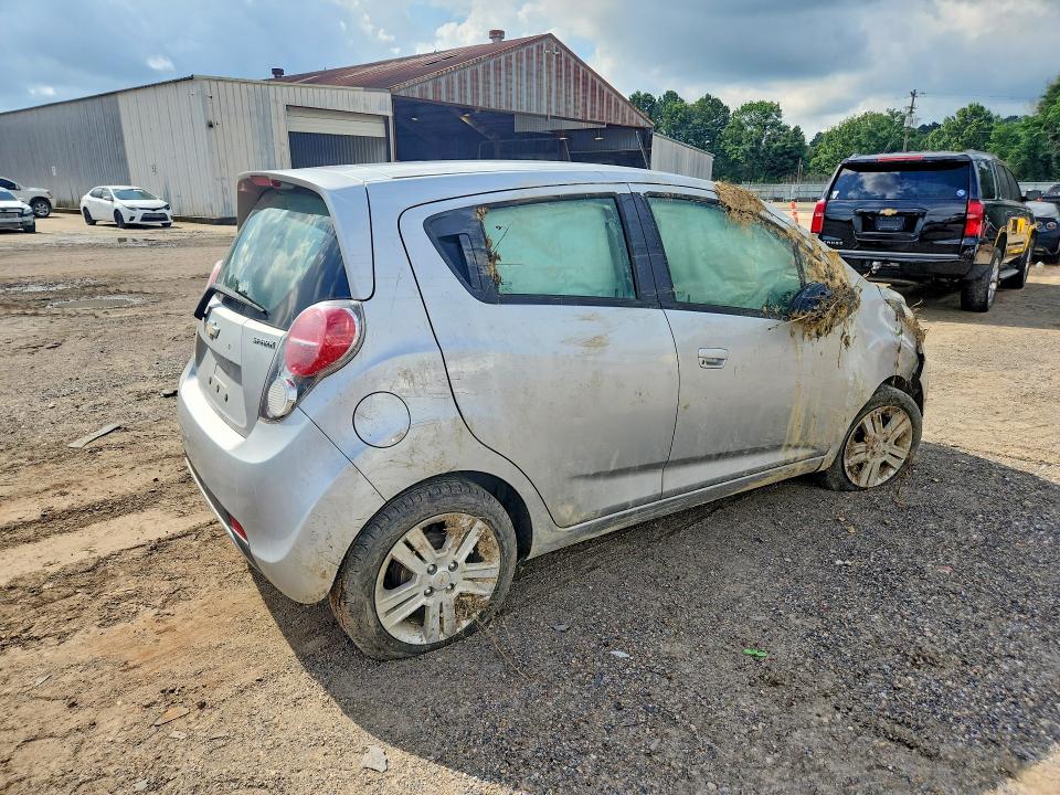 55117996 :رقم المزاد ، KL8CB6S94FC798413 vin ، 2015 Chevrolet Spark مزاد بيع
