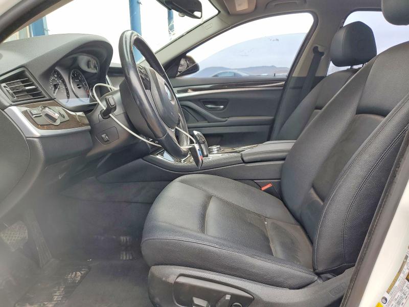52234196 :رقم المزاد ، WBA5A5C5XFD513116 vin ، 2015 Bmw 528 مزاد بيع