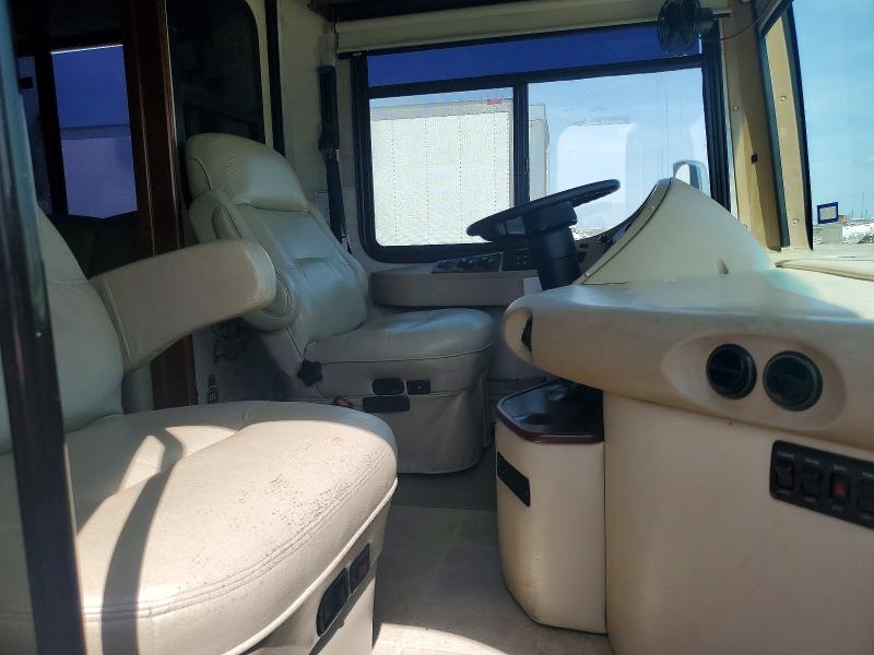 51857196 :رقم المزاد ، 4UZACJDC17CY18377 vin ، 2007 Fleetwood Discovery مزاد بيع
