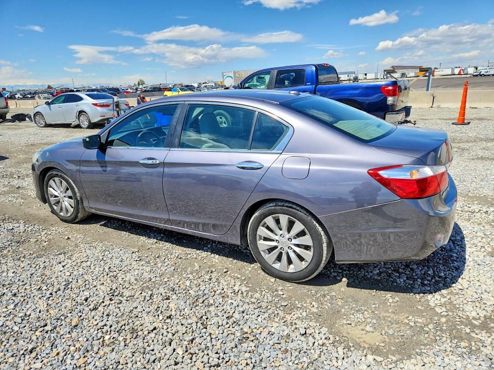 Продажа на аукционе авто 2015 Honda Accord, vin: 1HGCR2F88FA274692, номер лота: 52386276