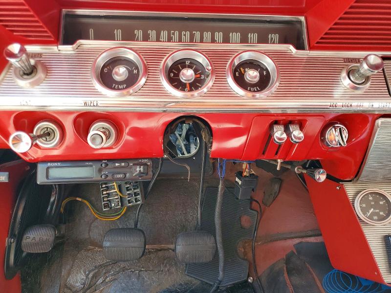 53798886 :رقم المزاد ، 11737L153934 vin ، 1961 Chevrolet Impala Ss مزاد بيع