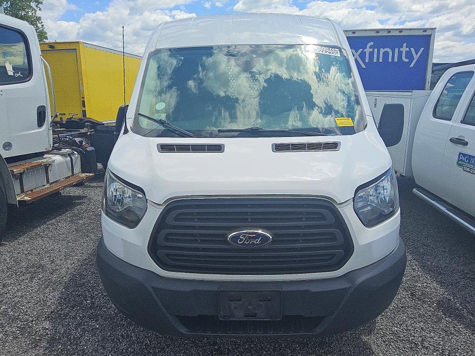 53399946 :رقم المزاد ، 1FTBW2CM7JKB37542 vin ، 2018 Ford Transit مزاد بيع