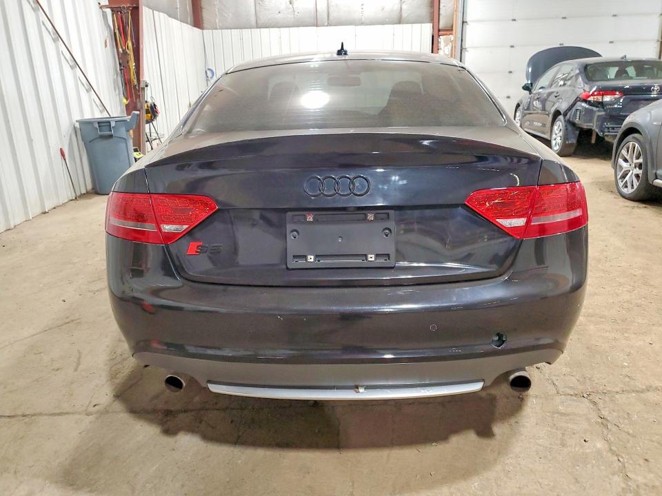53804406 :رقم المزاد ، WAUGVAFR9AA024236 vin ، 2010 Audi S5 مزاد بيع