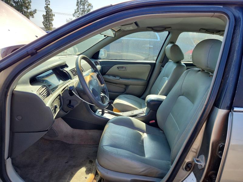 54489716 :رقم المزاد ، JT2BG22K3Y0438367 vin ، 2000 Toyota Camry مزاد بيع