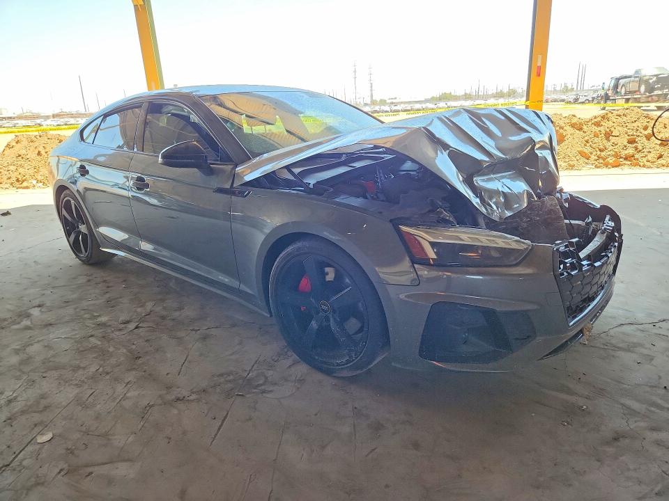 52561536 :رقم المزاد ، WAUFACF59PA015075 vin ، 2023 Audi A5 مزاد بيع