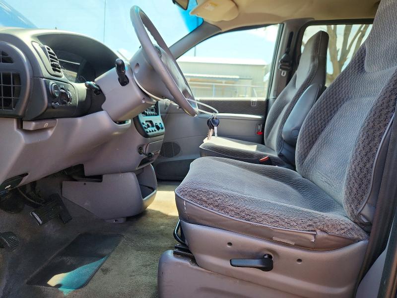 Продажа на аукционе авто 2000 Dodge Caravan, vin: 2B4GP2530YR737559, номер лота: 53445136