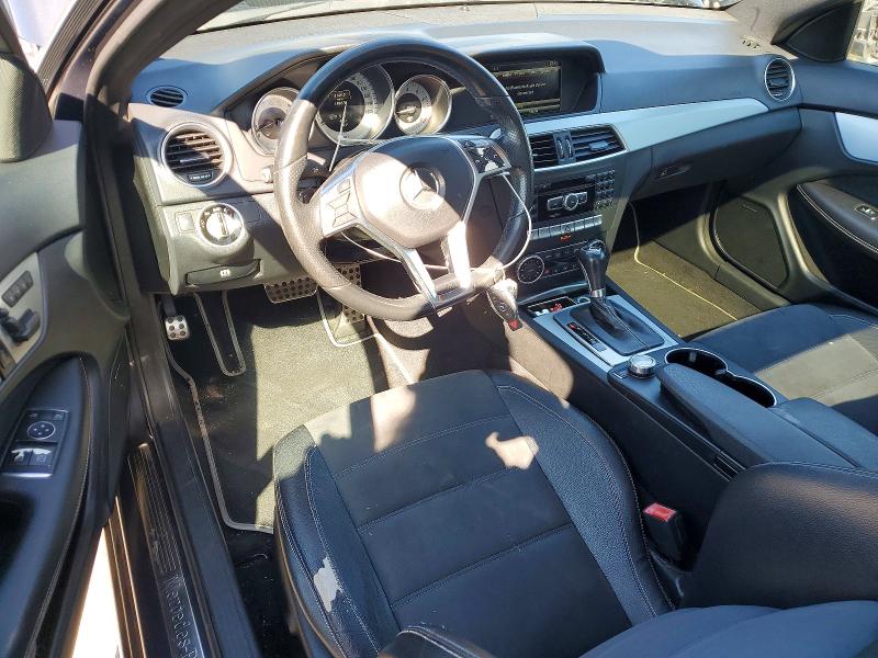 2015 Mercedes-benz C მანქანა იყიდება აუქციონზე, vin: WDDGJ4HB0FG383999, აუქციონის ნომერი: 55445396
