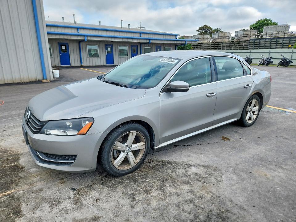 2014 Volkswagen Passat მანქანა იყიდება აუქციონზე, vin: 1VWBP7A38EC003060, აუქციონის ნომერი: 55320996