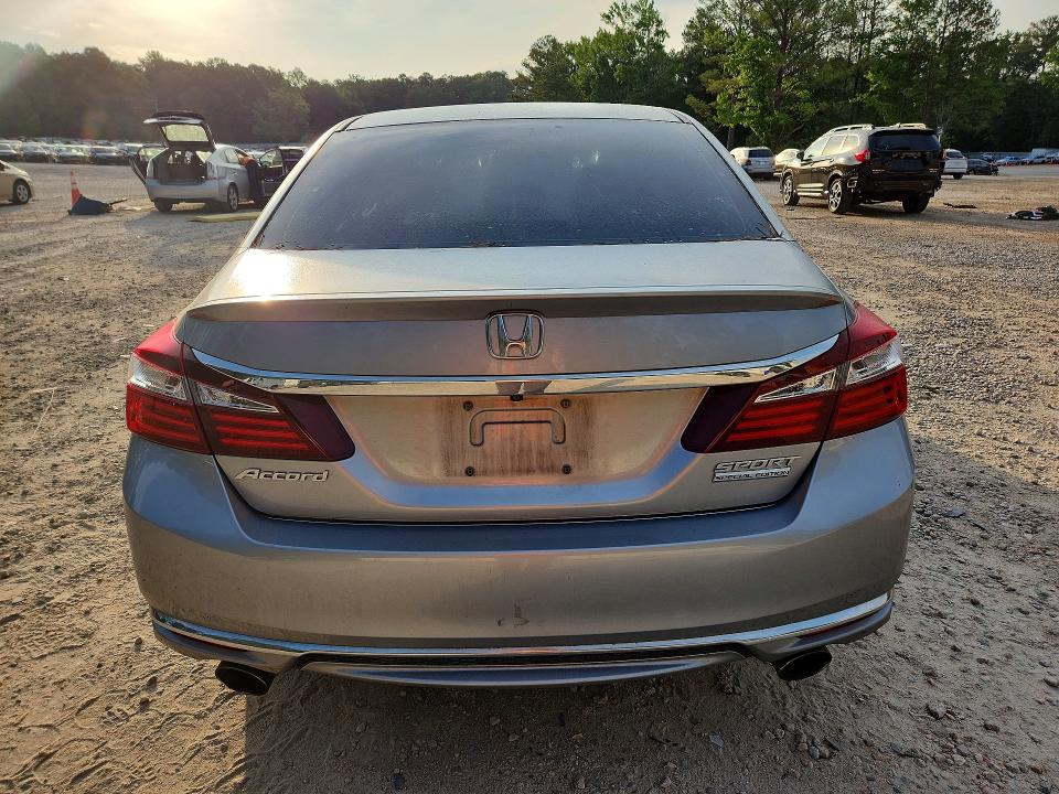 Продаж на аукціоні авто 2017 Honda Accord, vin: 1HGCR2F18HA128556, номер лоту: 54716126