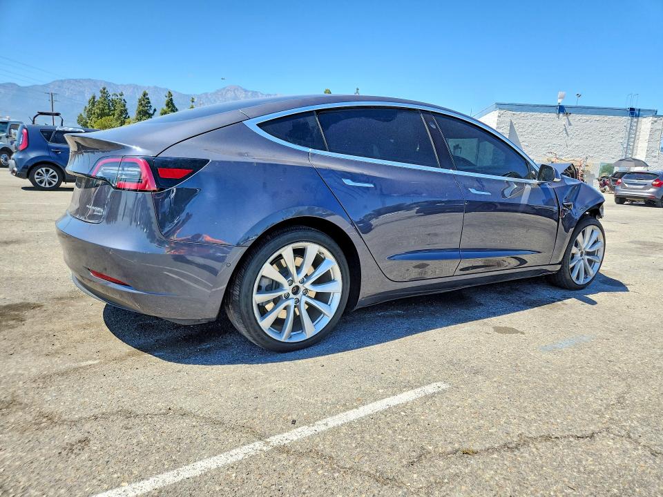 Продаж на аукціоні авто 2020 Tesla Model 3, vin: 5YJ3E1EB2LF808273, номер лоту: 52904296