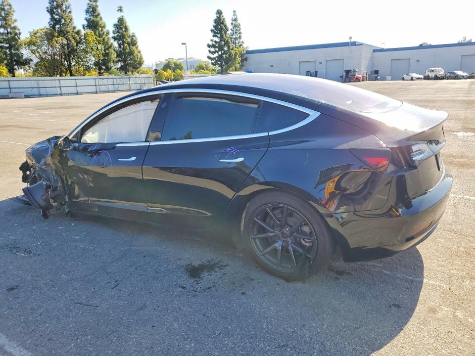 2018 Tesla Model 3 მანქანა იყიდება აუქციონზე, vin: 5YJ3E1EA7JF172583, აუქციონის ნომერი: 52498616