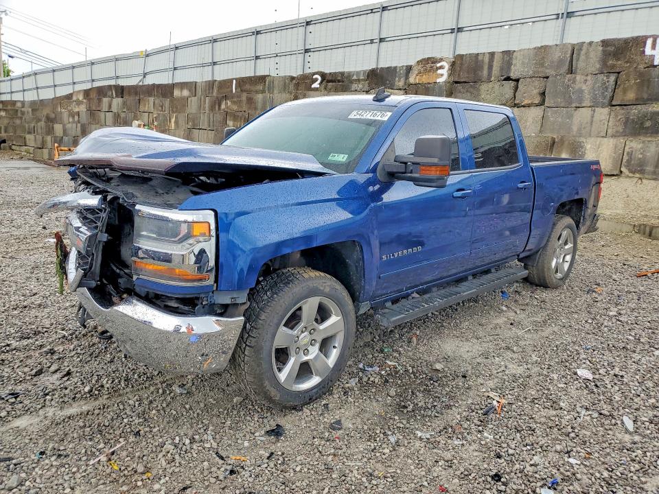 Auction sale of the 2016 Chevrolet Silverado, vin: 3GCUKREC0GG108479, lot number: 54271676
