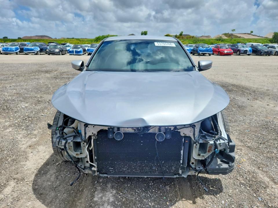 53793766 :رقم المزاد ، 1HGCR2F52HA108449 vin ، 2017 Honda Accord مزاد بيع