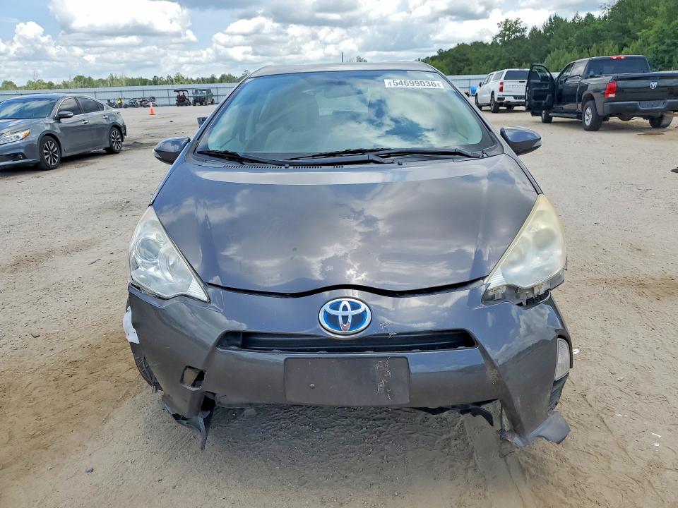 54699036 :رقم المزاد ، JTDKDTB37D1036600 vin ، 2013 Toyota Prius C مزاد بيع
