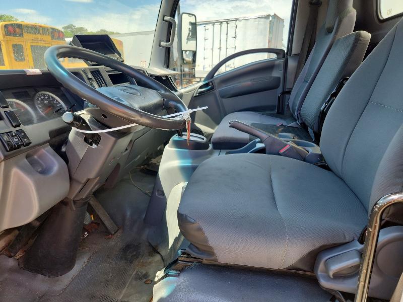 55269176 :رقم المزاد ، JALE5W169F7900651 vin ، 2015 Isuzu Nqr مزاد بيع