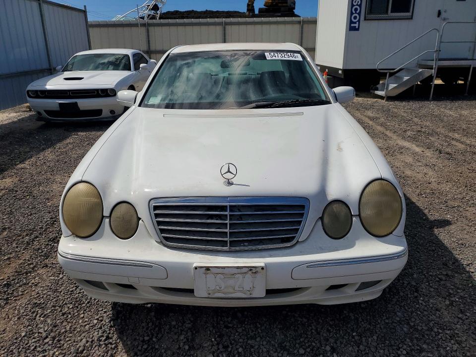 54732946 :رقم المزاد ، WDBJF70J0YB034491 vin ، 2000 Mercedes-benz E مزاد بيع