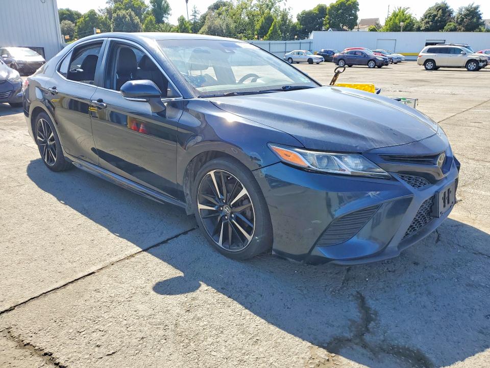 Aukcja sprzedaży 2018 Toyota Camry, vin: 4T1B11HK1JU596632, numer aukcji: 53256606