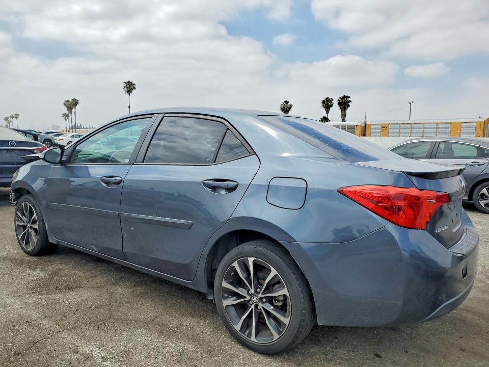 Продажа на аукционе авто 2018 Toyota Corolla, vin: 2T1BURHE6JC098962, номер лота: 53807426