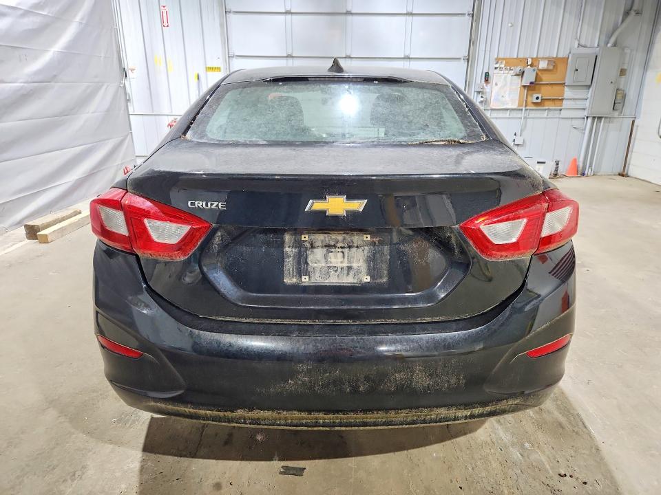 2017 Chevrolet Cruise მანქანა იყიდება აუქციონზე, vin: 1G1BC5SM6H7175667, აუქციონის ნომერი: 55012556