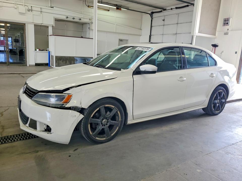 52190376 :رقم المزاد ، 3VW3L7AJ9BM124253 vin ، 2011 Volkswagen Jetta مزاد بيع