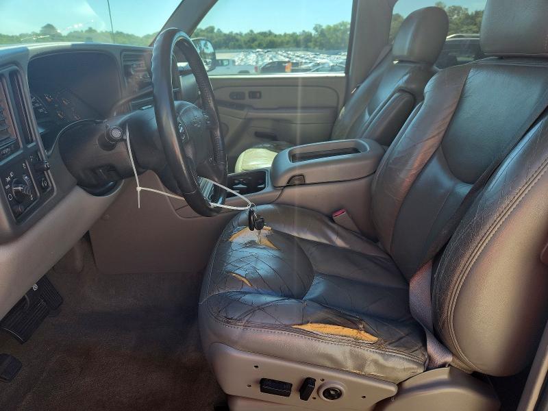 Продажа на аукционе авто 2004 Chevrolet Suburban, vin: 3GNEC16Z04G121127, номер лота: 53741526