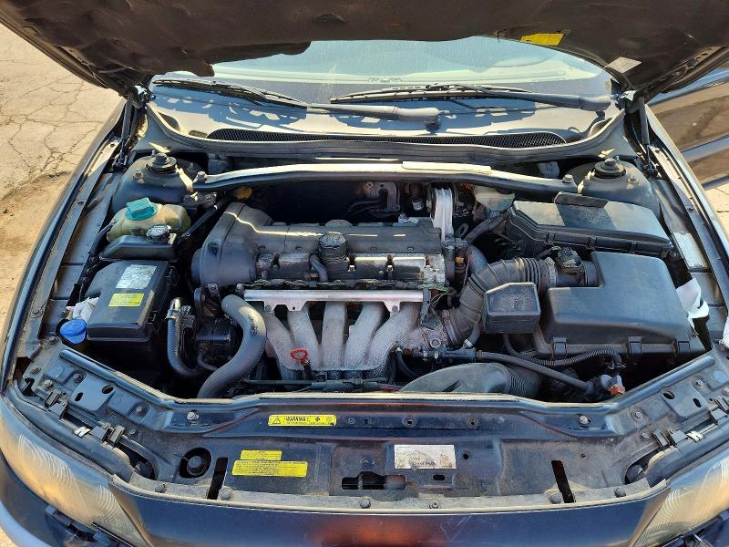 2004 Volvo S60 მანქანა იყიდება აუქციონზე, vin: YV1RS61T042326379, აუქციონის ნომერი: 53918776