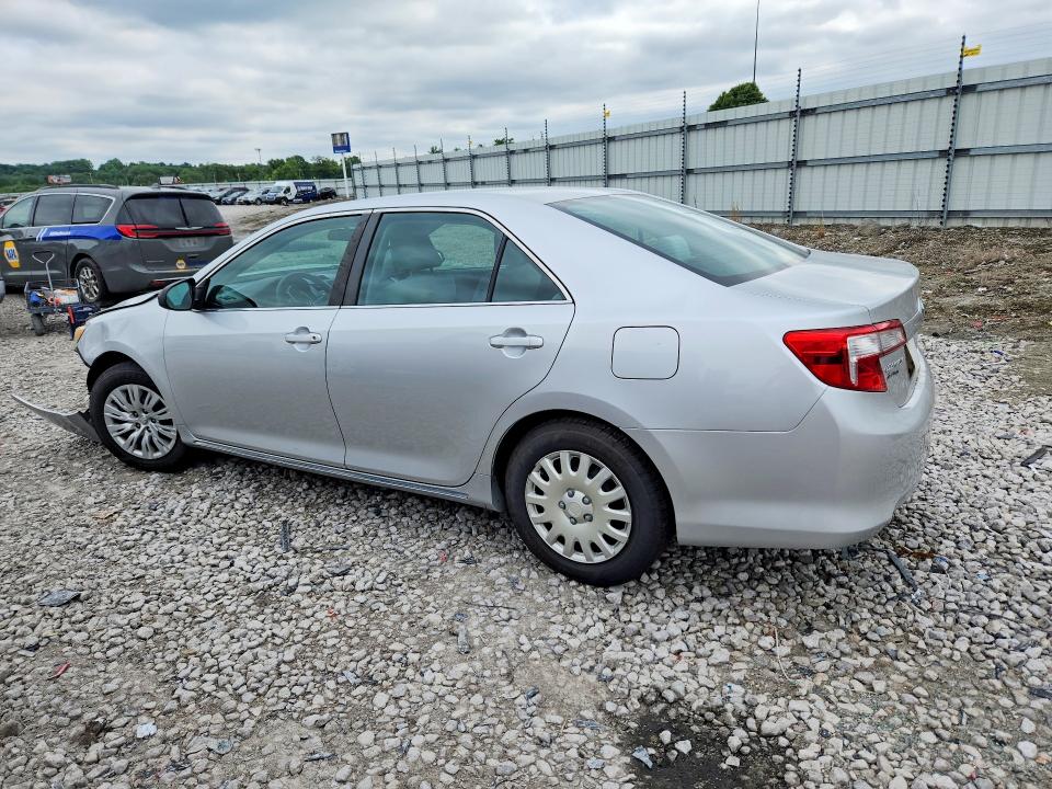 54177906 :رقم المزاد ، 4T1BF1FK2EU727884 vin ، 2014 Toyota Camry مزاد بيع