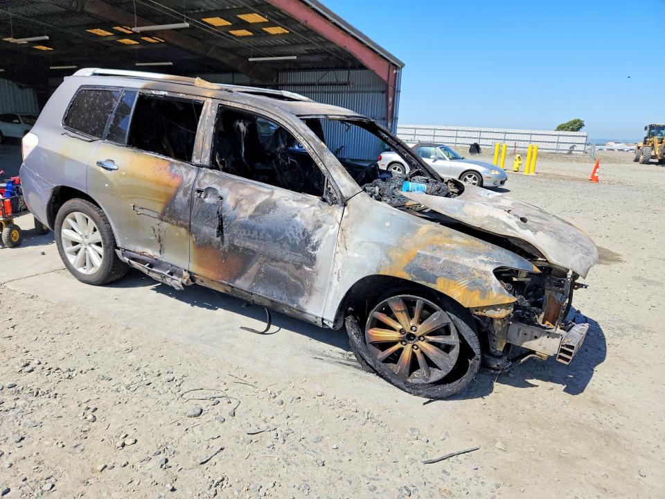 2008 Toyota Highlander მანქანა იყიდება აუქციონზე, vin: JTEEW44A482020620, აუქციონის ნომერი: 54439636