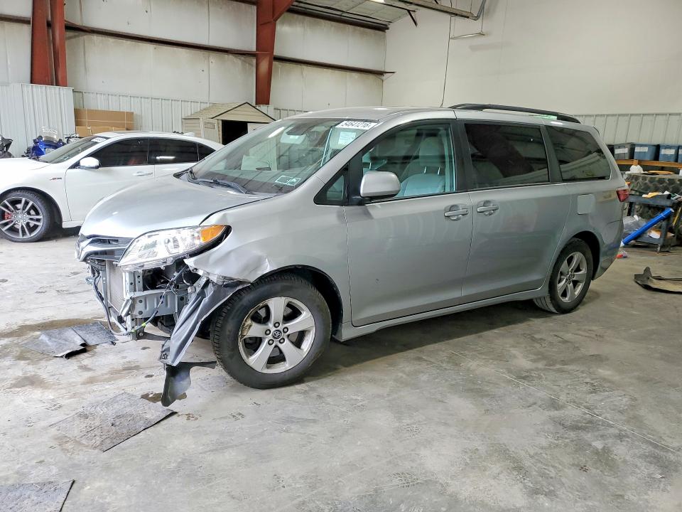 Продажа на аукционе авто 2020 Toyota Sienna, vin: 5TDKZ3DC6LS052755, номер лота: 54641216
