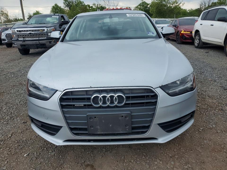52985566 :رقم المزاد ، WAUBFAFL7DN032562 vin ، 2013 Audi A4 مزاد بيع