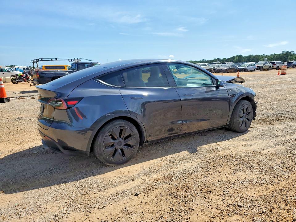 2025 Tesla Model Y მანქანა იყიდება აუქციონზე, vin: 7SAYGDED0SF319813, აუქციონის ნომერი: 54106686