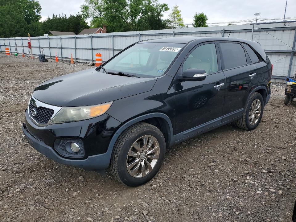 53199076 :رقم المزاد ، 5XYKU4A11BG015115 vin ، 2011 Kia Sorento مزاد بيع