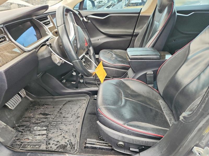 2013 Tesla Model S მანქანა იყიდება აუქციონზე, vin: 5YJSA1CP6DFP06921, აუქციონის ნომერი: 54525686