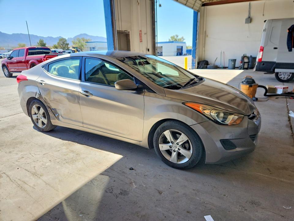 Продажа на аукционе авто 2013 Hyundai Elantra, vin: 5NPDH4AE1DH249749, номер лота: 54912426