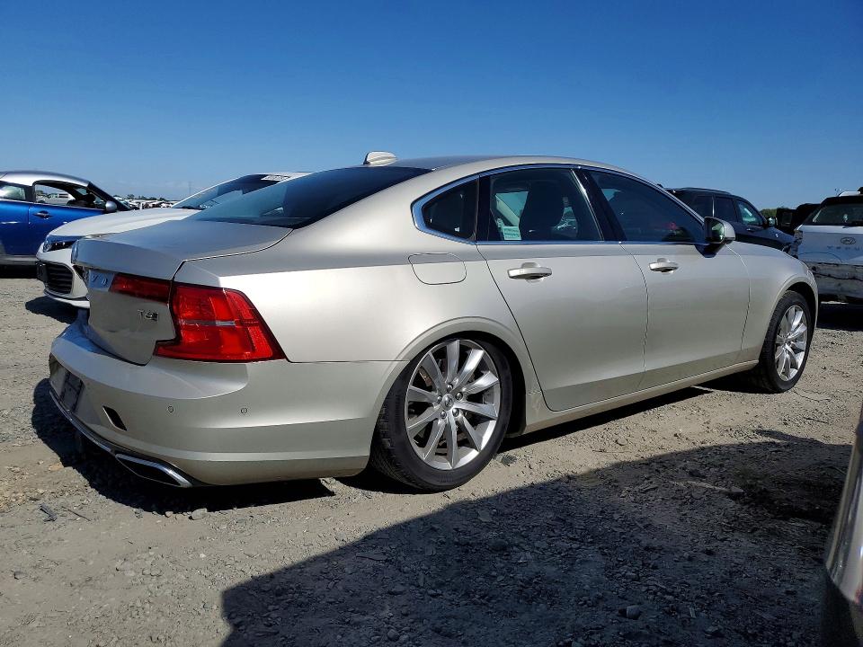 2017 Volvo S90 მანქანა იყიდება აუქციონზე, vin: YV1A22MKXH1001615, აუქციონის ნომერი: 54024546