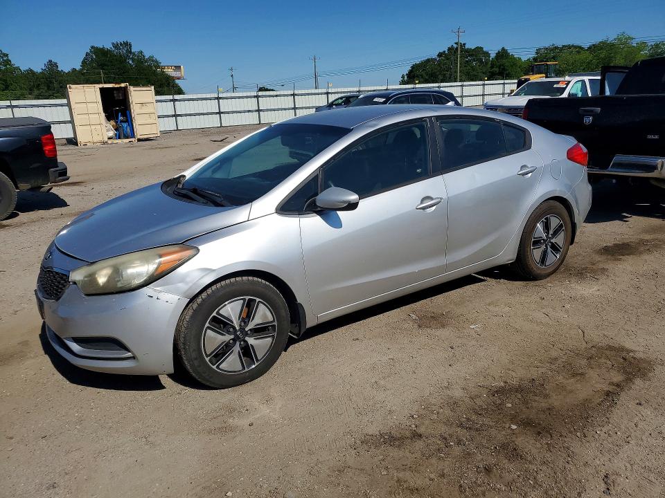 2014 Kia Forte მანქანა იყიდება აუქციონზე, vin: KNAFK4A62E5139231, აუქციონის ნომერი: 53801276