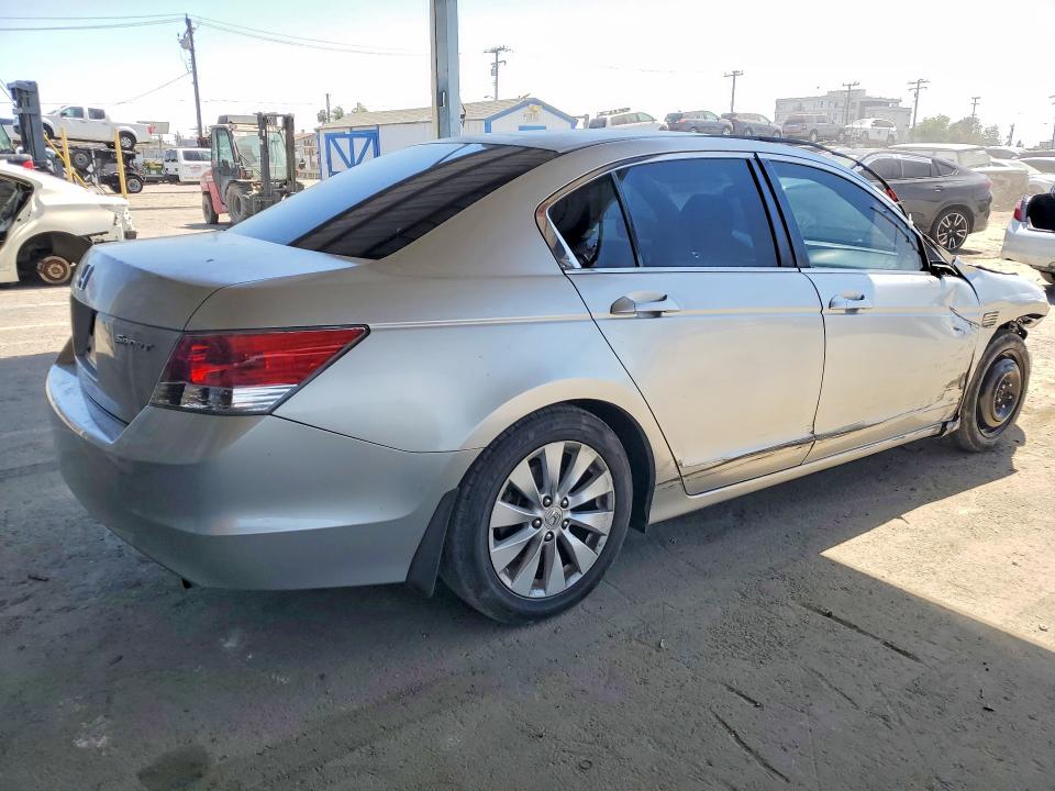 Продажа на аукционе авто 2009 Honda Accord, vin: JHMCP26779C004484, номер лота: 54425776