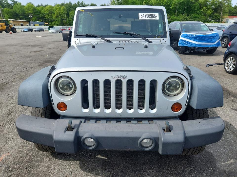 54796966 :رقم المزاد ، 1J4HA3H14AL224672 vin ، 2010 Jeep Wrangler Unlimited مزاد بيع