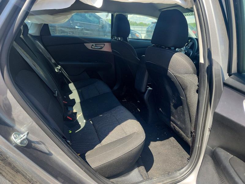 52222776 :رقم المزاد ، 3KPF24AD1RE749553 vin ، 2024 Kia Forte مزاد بيع
