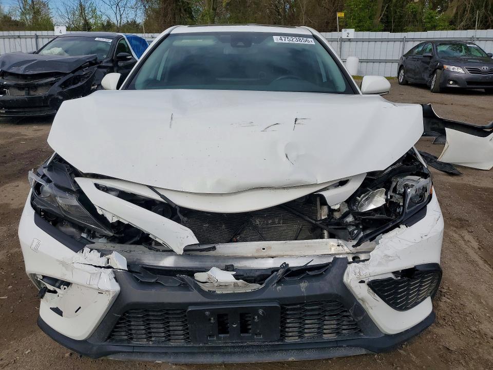 47523856 :رقم المزاد ، 4T1B21HK7PU018587 vin ، 2023 Toyota Camry مزاد بيع