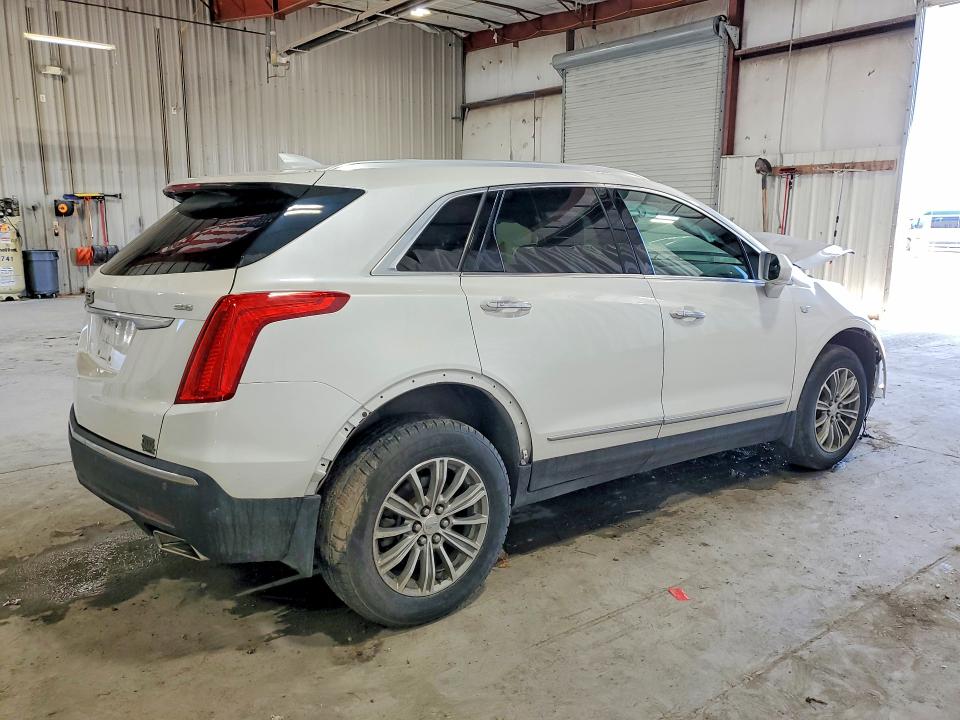 52159696 :رقم المزاد ، 1GYKNDRSXHZ142248 vin ، 2017 Cadillac Xt5 مزاد بيع