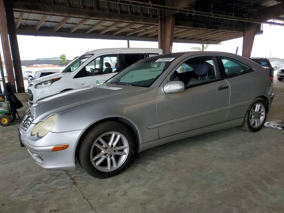 Продажа на аукционе авто 2002 Mercedes-benz C, vin: WDBRN47J12A214683, номер лота: 52560896