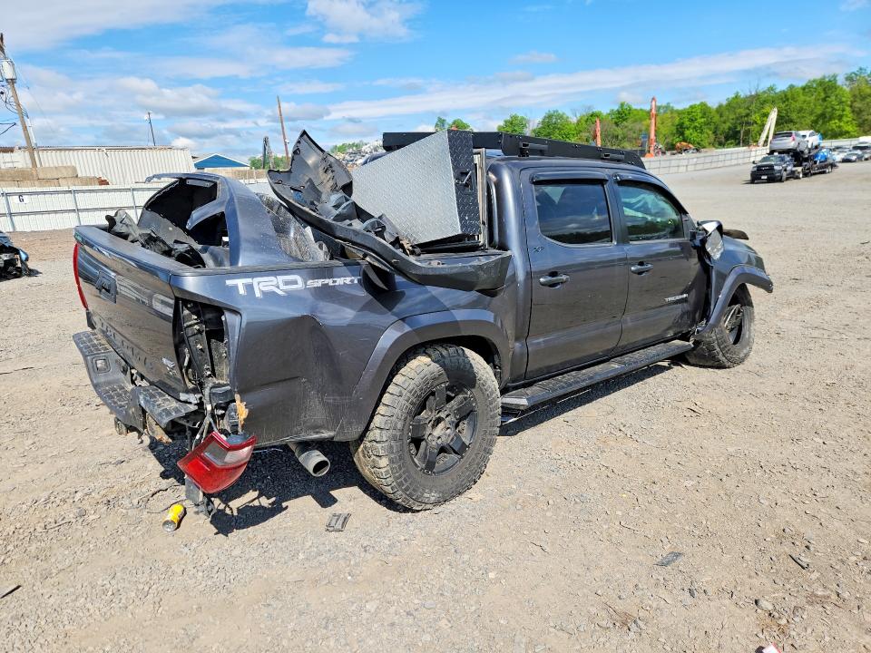 Продаж на аукціоні авто 2018 Toyota Tacoma, vin: 3TMAZ5CN1JM061998, номер лоту: 53123856
