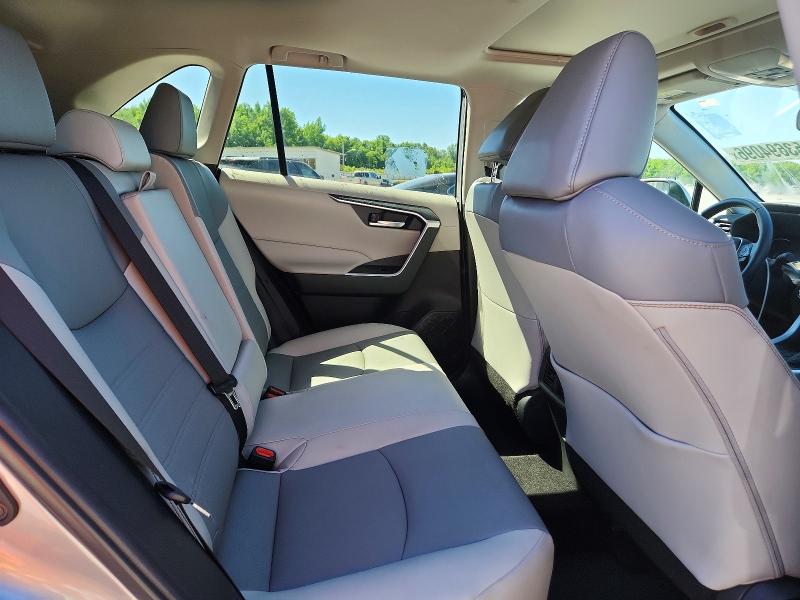 Продажа на аукционе авто 2023 Toyota Rav4, vin: 2T3A1RFV1PC357249, номер лота: 53694096