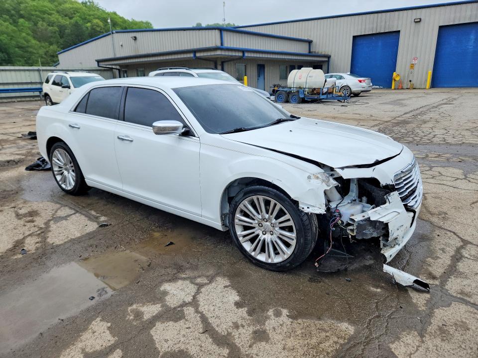 Продажа на аукционе авто 2011 Chrysler 300, vin: 2C3CA5CG2BH581391, номер лота: 54000296